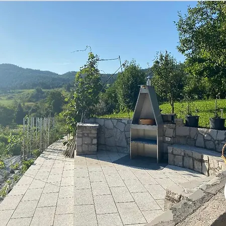 Apartamento Lovely In Nature With Sauna Postojna
